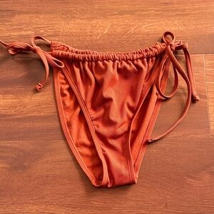 SHADE & SHORE Low Rise  Bikini Bottom with Side Ties Size Medium 8-10